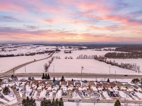 Photo 36 at 42 Sundew Drive, Holly, Barrie