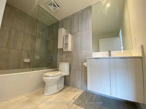 Photo 7 at 2912 - 99 Broadway Avenue, Mount Pleasant West, Toronto