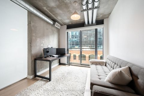 Photo 4 at 409 - 138 Princess Street, Moss Park, Toronto