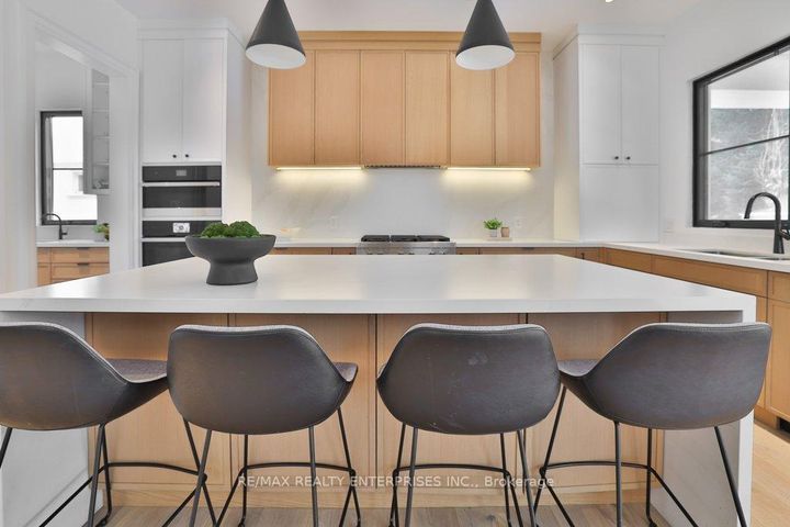 Photo 10 at 1579 Trotwood Avenue, Mineola, Mississauga