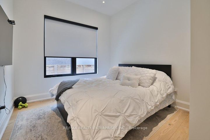 Photo 15 at 1579 Trotwood Avenue, Mineola, Mississauga