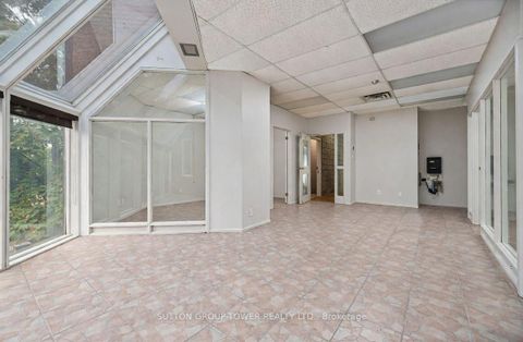 Photo 7 at 6 Collinsgrove Road, West Hill, Toronto