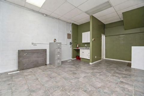 Photo 9 at 6 Collinsgrove Road, West Hill, Toronto