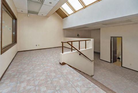 Photo 12 at 6 Collinsgrove Road, West Hill, Toronto