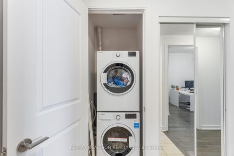 Photo 10 at 501 - 9205 Yonge Street, Langstaff, Richmond Hill