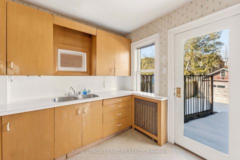 Photo 3 at 212 Cranbrooke Avenue, Lawrence Park North, Toronto