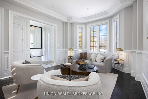 Photo 2 at 44 Scarboro Crescent, Cliffcrest, Toronto