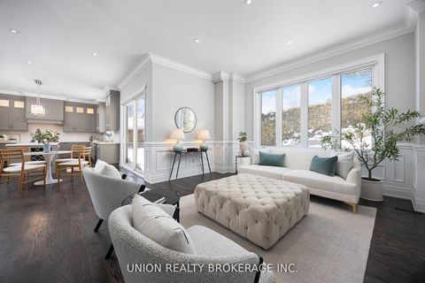 Photo 11 at 44 Scarboro Crescent, Cliffcrest, Toronto