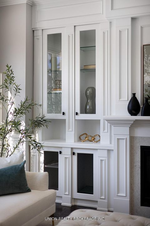 Photo 14 at 44 Scarboro Crescent, Cliffcrest, Toronto