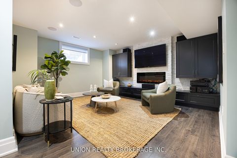 Photo 35 at 44 Scarboro Crescent, Cliffcrest, Toronto