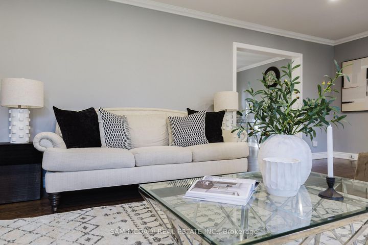 Photo 9 at 3325 Lakeshore Road, Roseland, Burlington