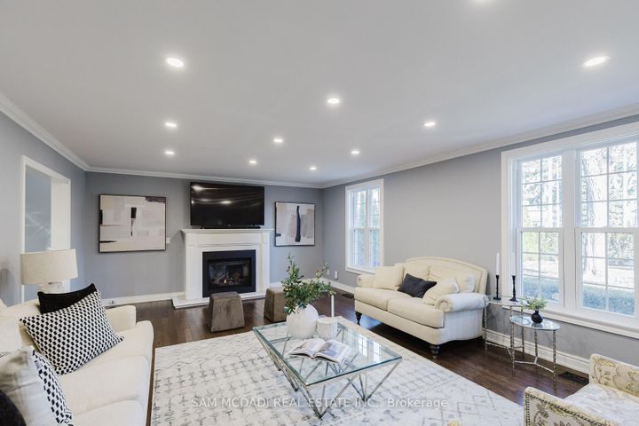 Photo 11 at 3325 Lakeshore Road, Roseland, Burlington