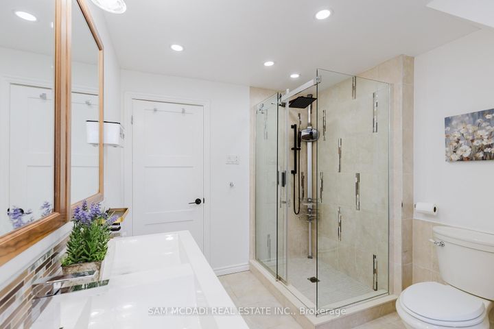 Photo 21 at 3325 Lakeshore Road, Roseland, Burlington