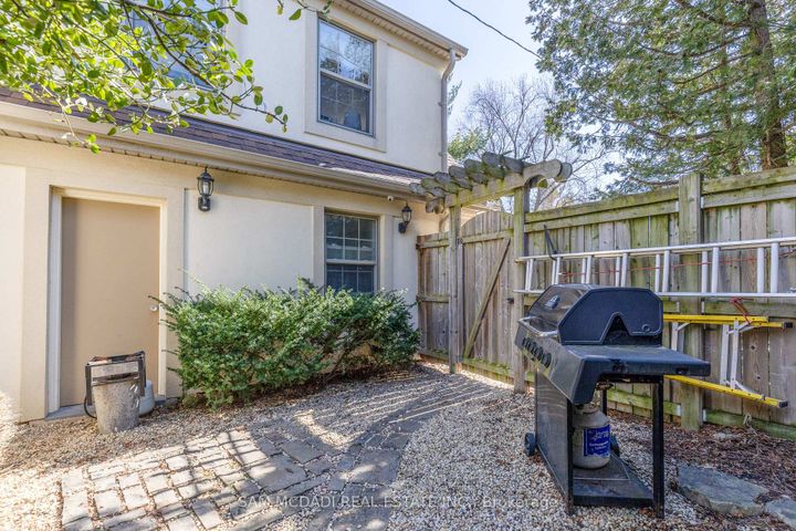 Photo 36 at 3325 Lakeshore Road, Roseland, Burlington