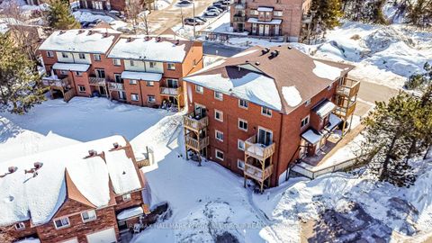 Photo 10 at 8 - 22 Meadow Lane, Ardagh, Barrie