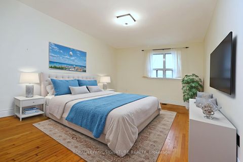 Photo 22 at 20 - 160 Carsbrooke Road, Etobicoke West Mall, Toronto