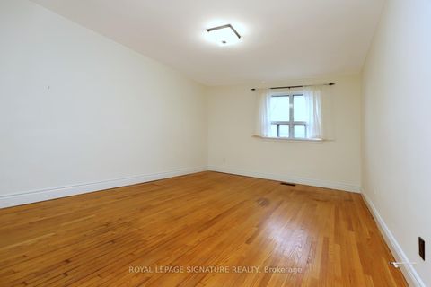 Photo 23 at 20 - 160 Carsbrooke Road, Etobicoke West Mall, Toronto