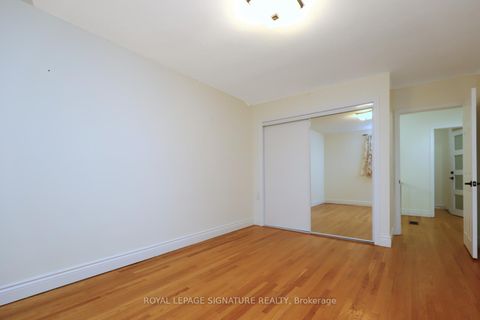 Photo 31 at 20 - 160 Carsbrooke Road, Etobicoke West Mall, Toronto