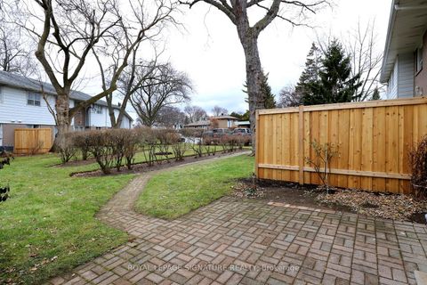 Photo 40 at 20 - 160 Carsbrooke Road, Etobicoke West Mall, Toronto