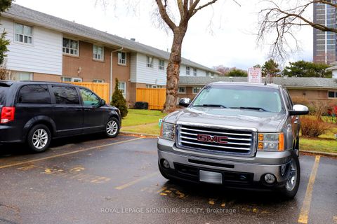 Photo 41 at 20 - 160 Carsbrooke Road, Etobicoke West Mall, Toronto