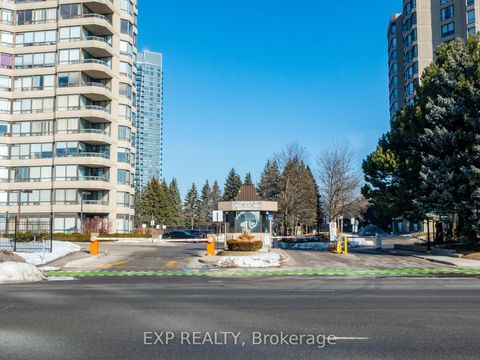 Photo 2 at 1602 - 7420 Bathurst Street, Brownridge, Vaughan