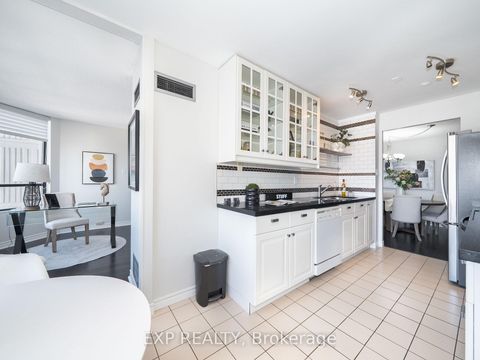 Photo 21 at 1602 - 7420 Bathurst Street, Brownridge, Vaughan