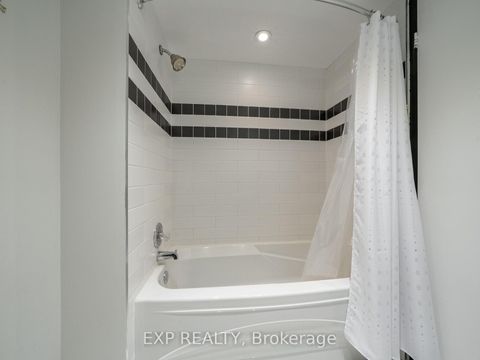 Photo 26 at 1602 - 7420 Bathurst Street, Brownridge, Vaughan