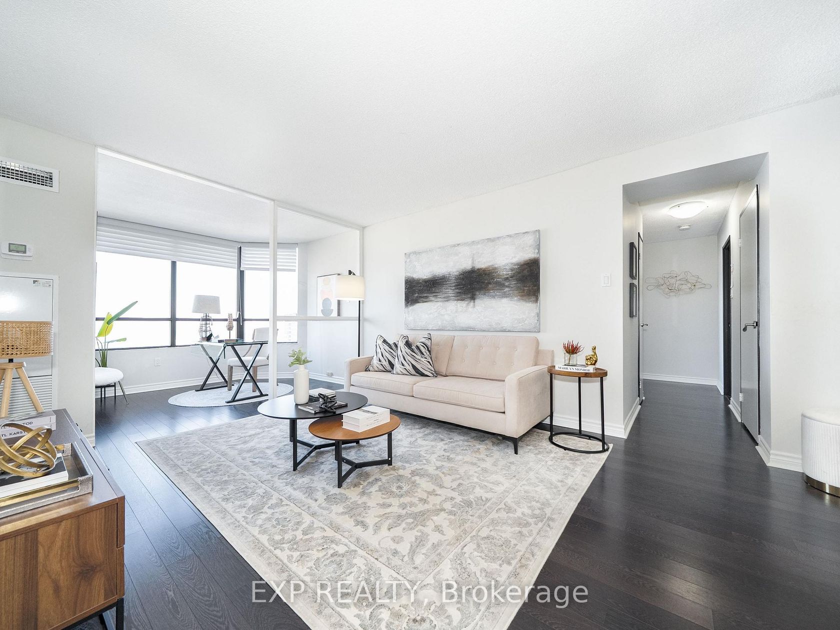 1602 - 7420 Bathurst Street, Brownridge, Vaughan by Loree Meneguzzi Real Estate 1602 - 7420 Bathurst Street, Brownridge, Vaughan