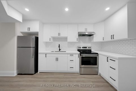 Photo 37 at 388 Crawford Street, Bellwoods, Toronto