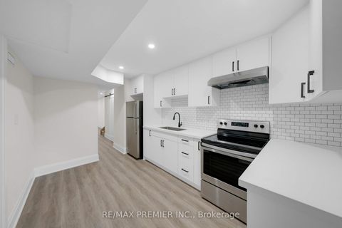 Photo 38 at 388 Crawford Street, Bellwoods, Toronto