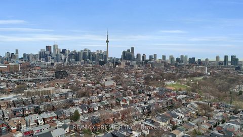 Photo 47 at 388 Crawford Street, Bellwoods, Toronto