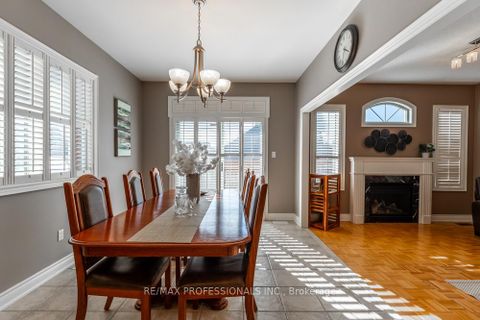 Photo 15 at 48 Pieta Place, Vellore Village, Vaughan