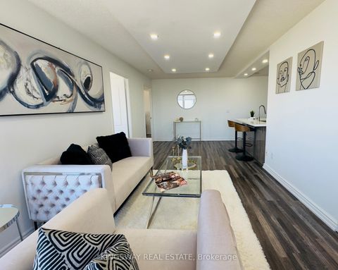 Photo 8 at 2208 - 4090 Living Arts Drive, City Centre, Mississauga