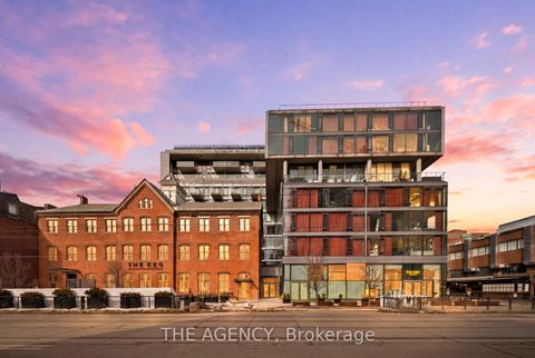 Photo 1 at 508 - 560 King Street W, Waterfront Communities C1, Toronto