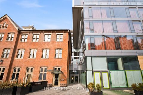 Photo 2 at 508 - 560 King Street W, Waterfront Communities C1, Toronto