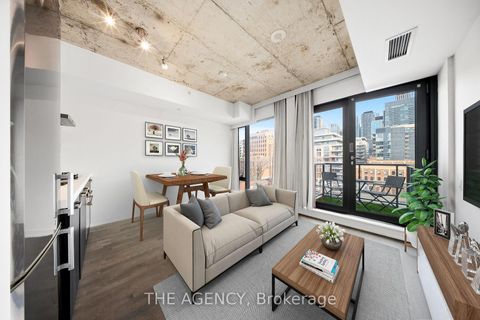 Photo 14 at 508 - 560 King Street W, Waterfront Communities C1, Toronto