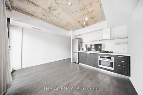 Photo 19 at 508 - 560 King Street W, Waterfront Communities C1, Toronto