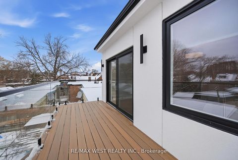 Photo 23 at 390 St Clarens Avenue, Dufferin Grove, Toronto