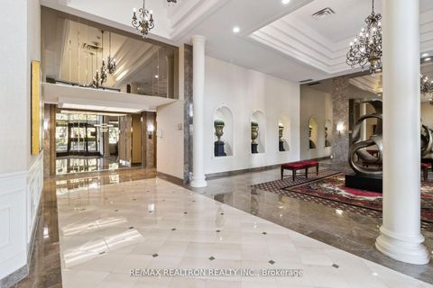 Photo 3 at 307 - 333 Clark Avenue W, Yorkhill, Vaughan