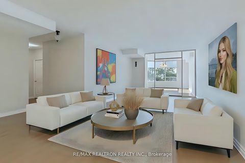 Photo 9 at 307 - 333 Clark Avenue W, Yorkhill, Vaughan