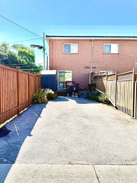 Photo 19 at 2138 Eglinton Avenue W, Belgravia, Toronto