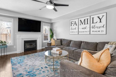 Photo 9 at 50 Robb Lane, Bowmanville, Clarington