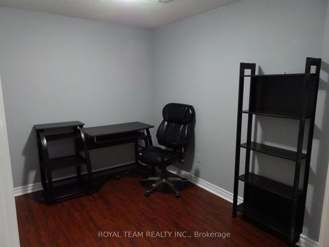 Photo 29 at 66 Canyon Gate Crescent, Rural Vaughan, Vaughan