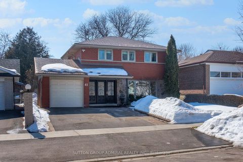 Photo 0 at 41 Hamptonbrook Drive, Richview, Toronto