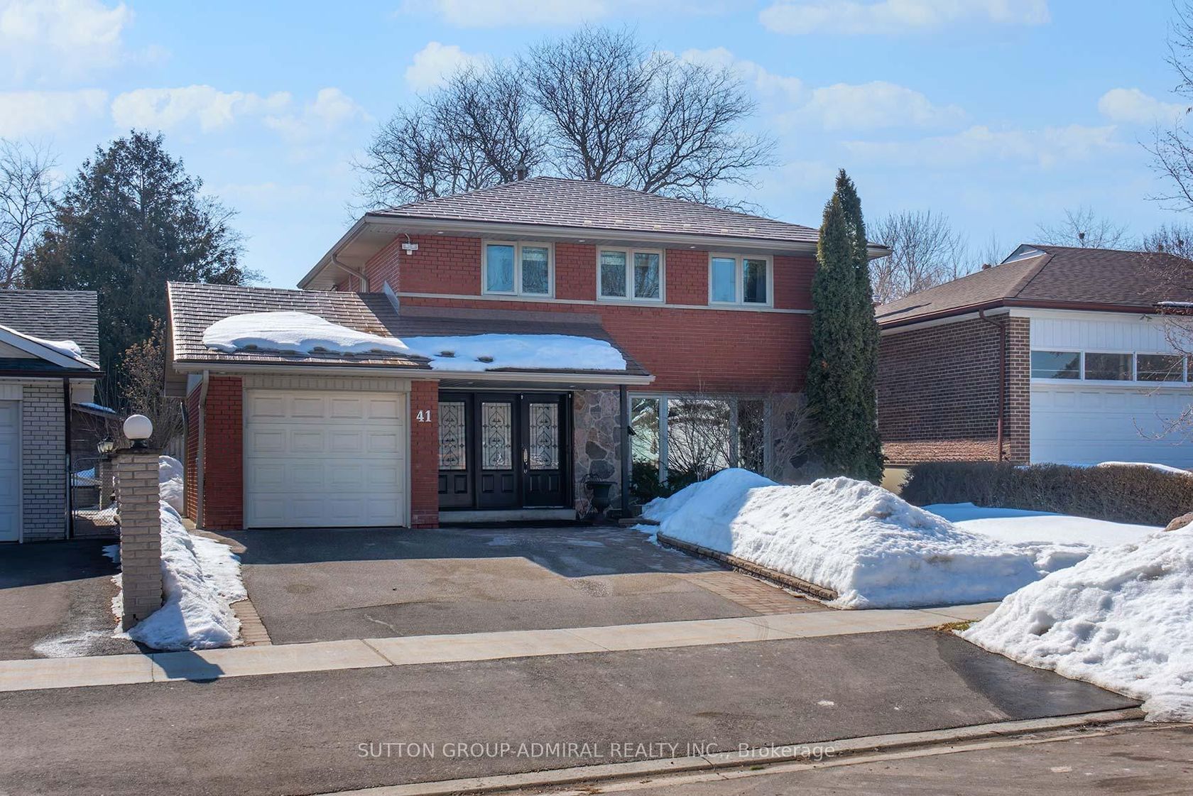 41 Hamptonbrook Drive, Richview, Toronto photo number 2