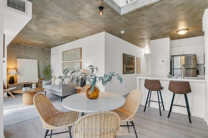 Photo 1 at 629 - 1029 King Street W, Niagara, Toronto