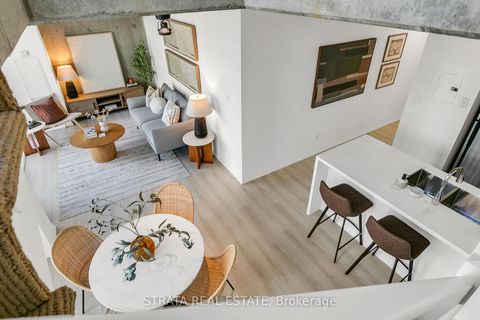 Photo 5 at 629 - 1029 King Street W, Niagara, Toronto