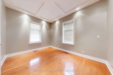 Photo 18 at 170 Queens Avenue, Mimico, Toronto