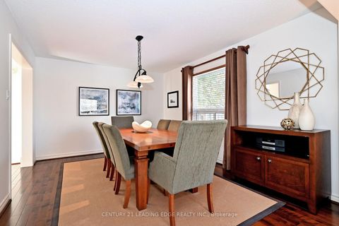 Photo 9 at 34 Pandora Court, Devonsleigh, Richmond Hill