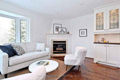 Photo 19 at 34 Pandora Court, Devonsleigh, Richmond Hill